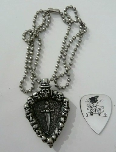 SLASH GUNS ROSES MASSGESCHNEIDERT SILBER GITARRENPLEKTREN HALSKETTE HARDCORE ELEGANZ - Bild 1 von 6