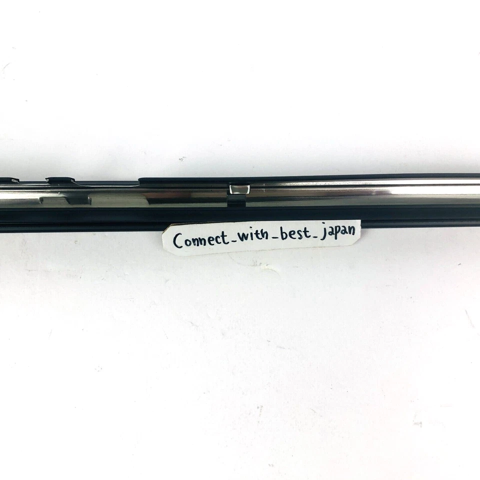 Toyota Genuine Lexus Left Outer Windshield Molding 1999-03 RX300 75534 - 48020 — 第 4/4 张图片