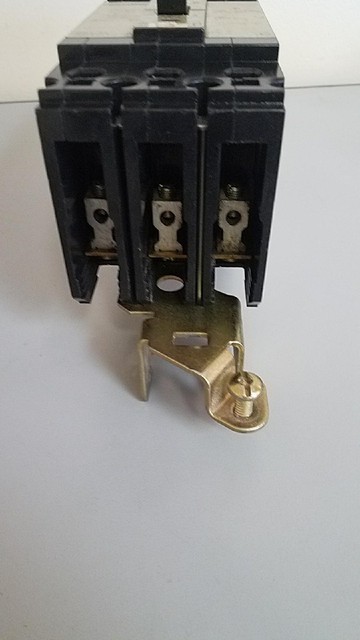 1 YEAR WARRANTY Molded Case FGA34030 Square D // Schneider Electric