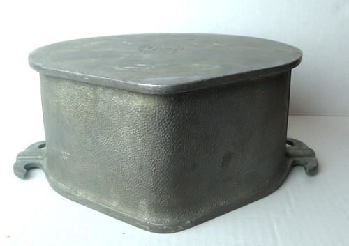 Vintage Guardian Service Ware Heart Shaped Pan No Lid Aluminum 9" Wide - Picture 8 of 8