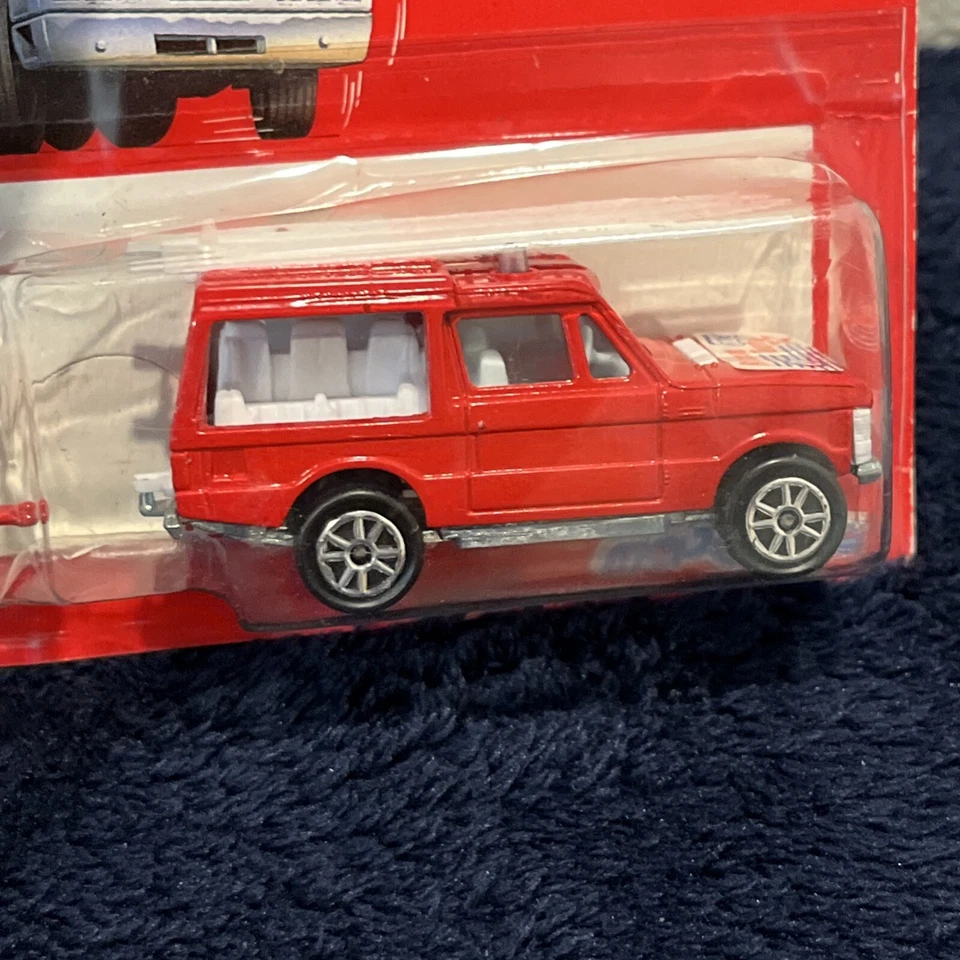 Vintage Majorette #376 Range Rover Fire Engine and Tanker Rescue Team - Image 3 of 4