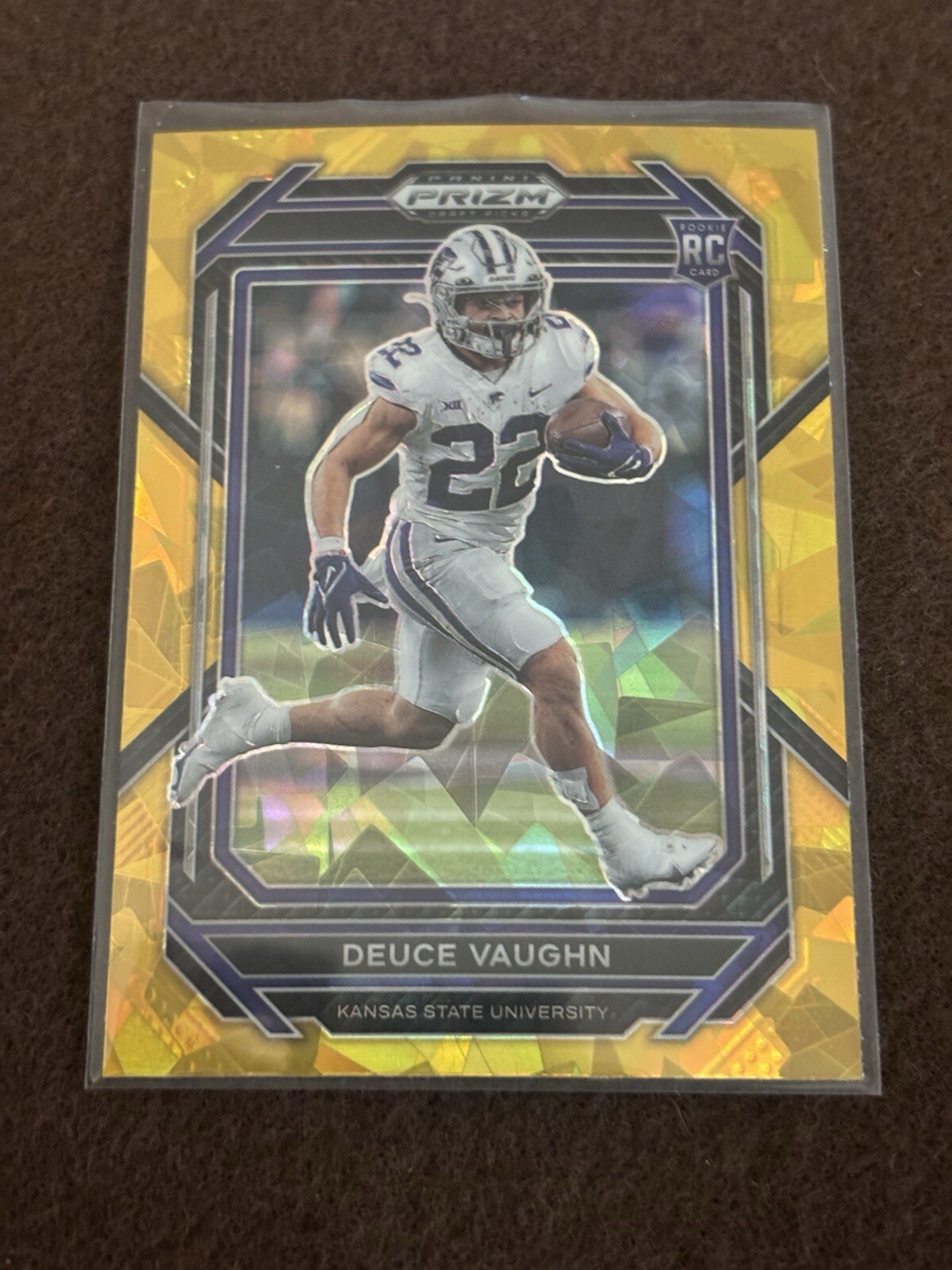 2023 Panini Prizm Draft Picks - Gold Ice Prizm #126 Deuce Vaughn (RC)