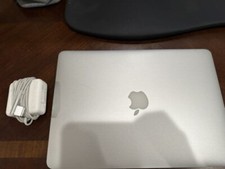 Apple MacBook Air 13" (128GB SSD, Intel Core i5-5250U, 1.6 GHz, 4GB) Laptop -...