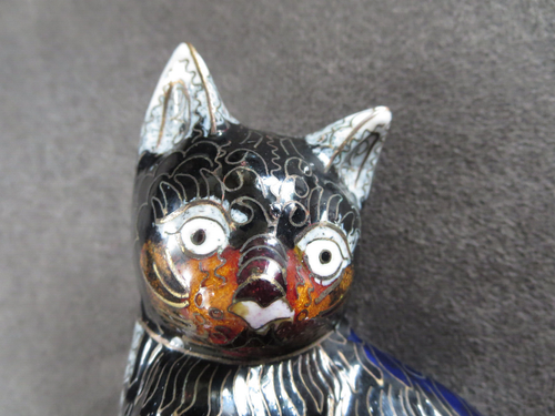 Hermosa estatuilla asiática de gato negro Cloisonne hecha a mano, decorativa y coleccionable - Imagen 7 de 8