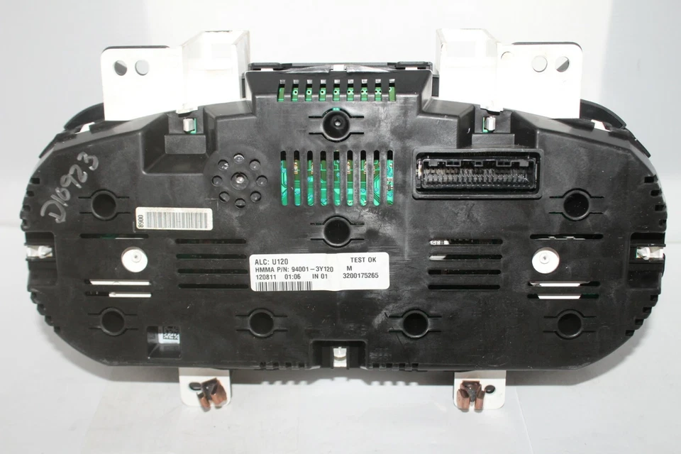 Medidores de painel de instrumentos velocímetro 2012 Hyundai Elantra 47.303 milhas - Imagem 4 de 4