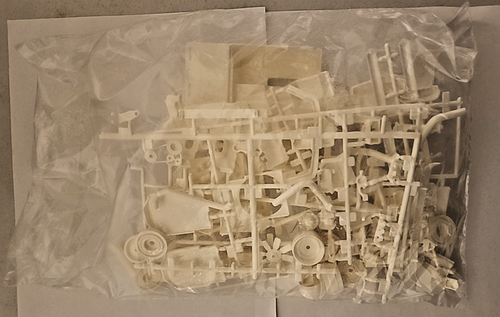 AMT Matchbox BJ & The Bear Kenworth Aerodyne Cabover Kit # 5021 Caja abierta - Imagen 12 de 15