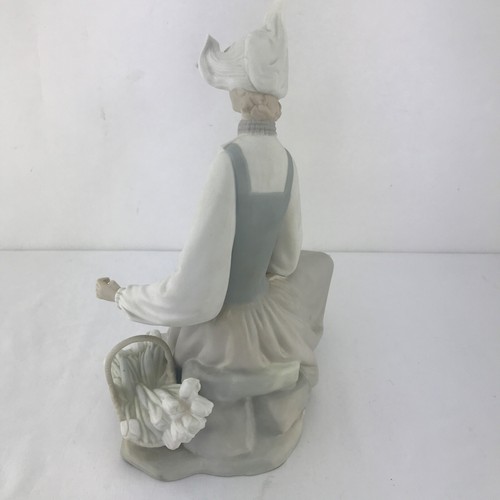 Lladro Figurine Model  DUTCH GIRL 10" Rare Sculpture Vintage - Picture 8 of 12
