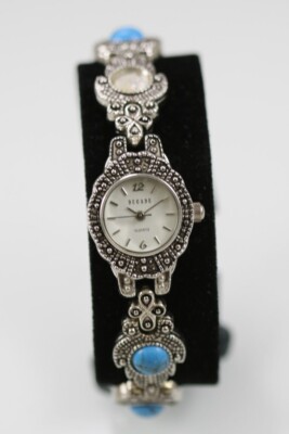 DECADE Damen Armbanduhr Silber Edelstahl Steine Wasserfest Quarz Weiß