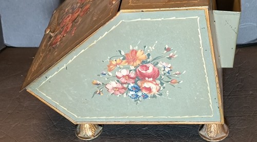 ANTIGUO CUBO CAJA LANZADERA CARBÓN TOLE VICTORIANO PINTADO A MANO METAL VERDE Preguerra - Imagen 10 de 17