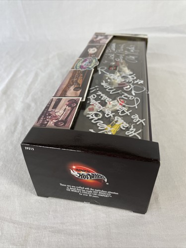 AUTOGRAPHED Hot Wheels Bruce Meyer Gallery Vintage Racing 4-Car Set Sealed - Picture 8 of 12