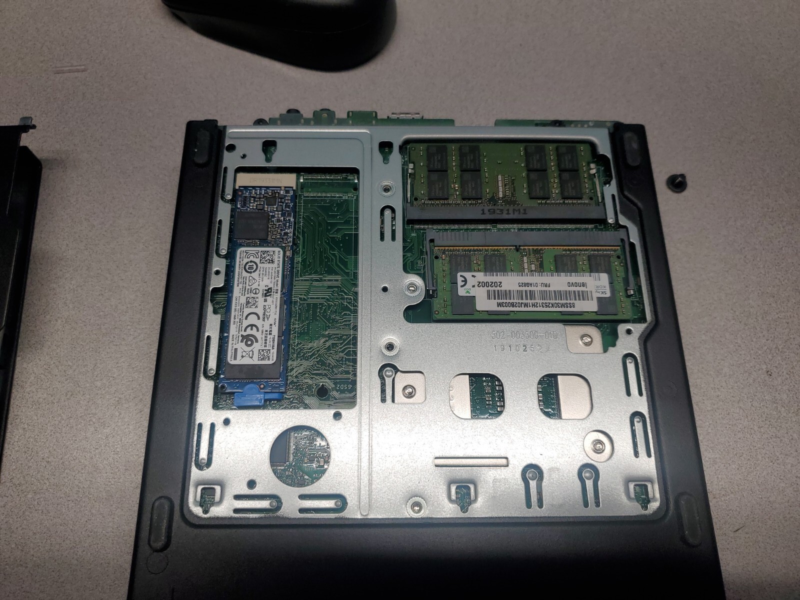 Lenovo M720q tiny wifi i7-9700T 32GB RAM, 1tb ssd win 11 - Picture 2 of 6