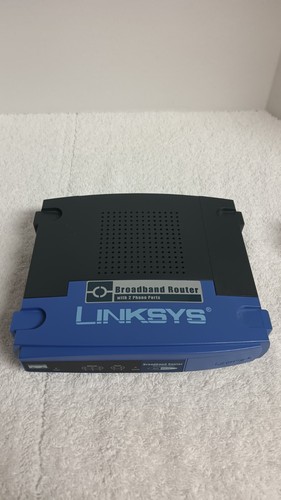 Linksys RT31P2 3-Port 10/100 Wired Router (RT31P2-NA) w/power cord power tested - Picture 4 of 5