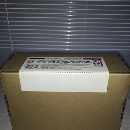 Transformers Generations Selects Voyager G2 Combat Megatron! Sealed! Unused! - Picture 3 of 3