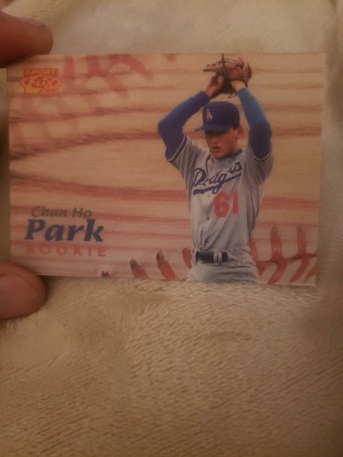 1996 Sportsflix Chan Ho Park Rookie Card - Foto 3 di 6
