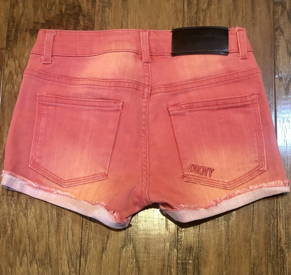 Pantalones Cortos Vaqueros DKNY Niñas Talla 10 Rosa Coral Puños Deshilachados Elásticos Foto 3 de 3