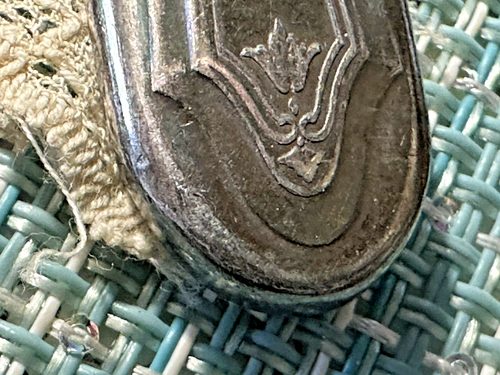 ANTICO 1923 4 Coltelli DUCHESSA Piatto Comunità Tudor COSÌ COM'È, NECESSITA DI LUCIDATURA - Foto 3 di 7