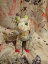 Ty Beanie Babies Zodiac Collection - GOAT with  Tag Protector         68
