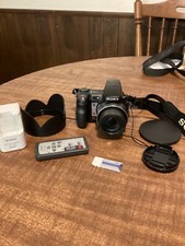 Sony Cyber Shot Zeiss Optical Zoom 15X, 8.1 Megapixal Camera