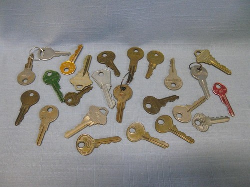 SCHLÜSSEL, 24 VINTAGE, YALE, CORBIN, CURTIS, SCHLAGE, ILCO, SLAYMAKER, MASTER, DL - Bild 4 von 4