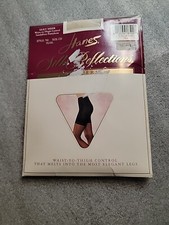 HANES Silk Reflections Pantyhose Color: Pearl Size: CD Control Top Sandalfoot