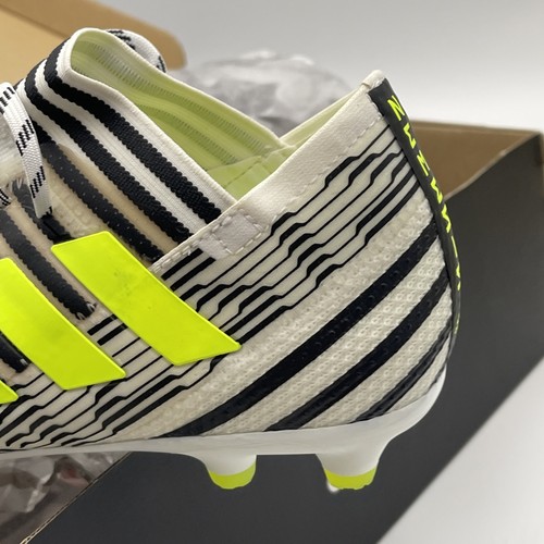 Botines de fútbol Adidas Nemeziz 17.1 FG blancos amarillos negros para hombre talla 5 (BB6075) - Imagen 13 de 21