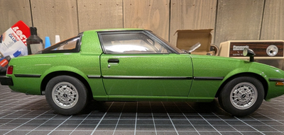Autoart 1:18 Mazda Savanna RX-7 SA Mach Green 75981 Diecast Model