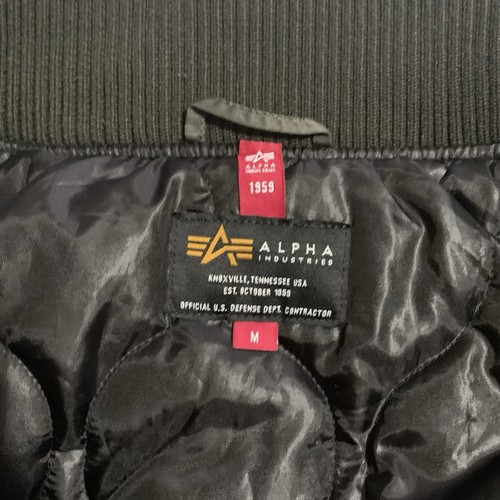 Giacca imbottita Alpha Industries usata in ottime condizioni tema militare termolite media senza cappuccio - Foto 10 di 20