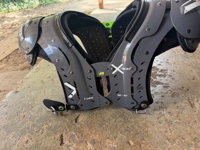 Brand New X-Tech Shoulder Pads Super Skill Football X Large 20 -21  W/Back Plate