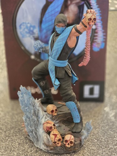 Iron Studios Mortal Kombat Sub Zero 1/10 Scale Art Statue Klassic Sub-Zero