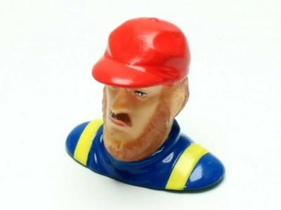 Extron Pilotenpuppe JOSEF M1:10