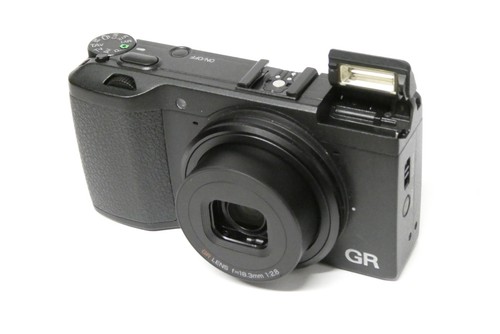 Ricoh GR 16,2 MP Digitalkamera gebraucht guter Zustand in ovp   12197 Ausl. - Bild 1 von 16