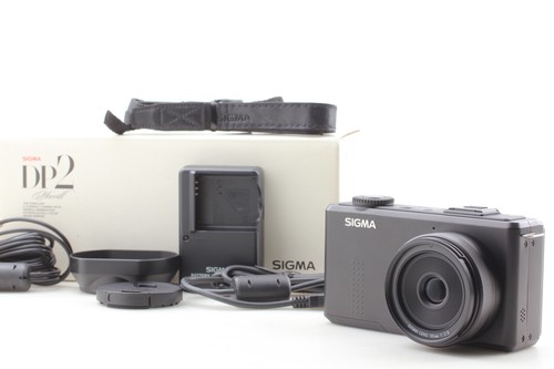 [Near MINT in Box] Sigma DP2 Merrill 30mm f2.8 46.0MP Digital Camera From JAPAN - Picture 1 of 11