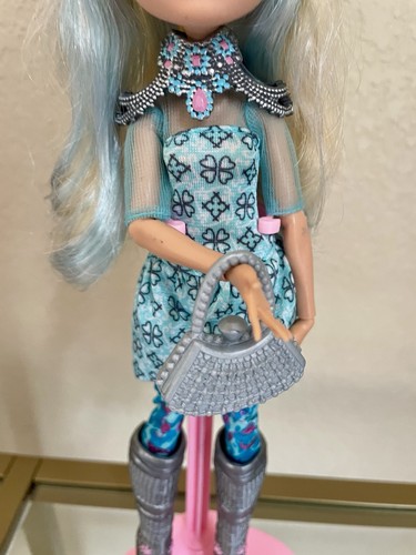 Ever After High Dragon Games Darling Charming Doll Complete - Picture 5 of 7