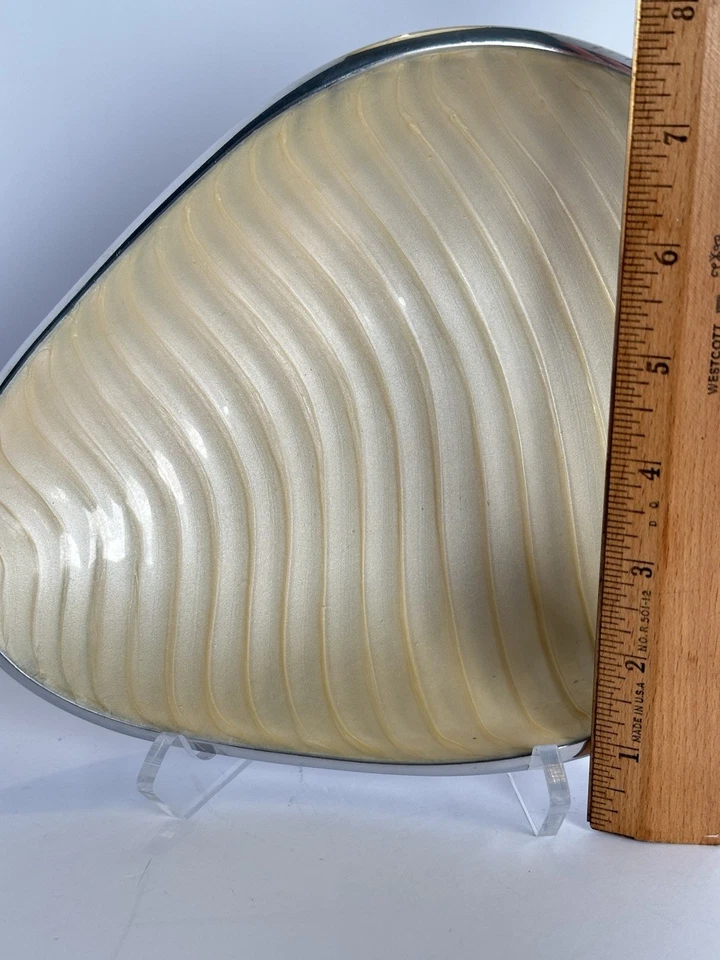 Cuenco decorativo firmado por Steve Cozzolino 2010 Nambé Corn Silk Dune Foto 3 de 4