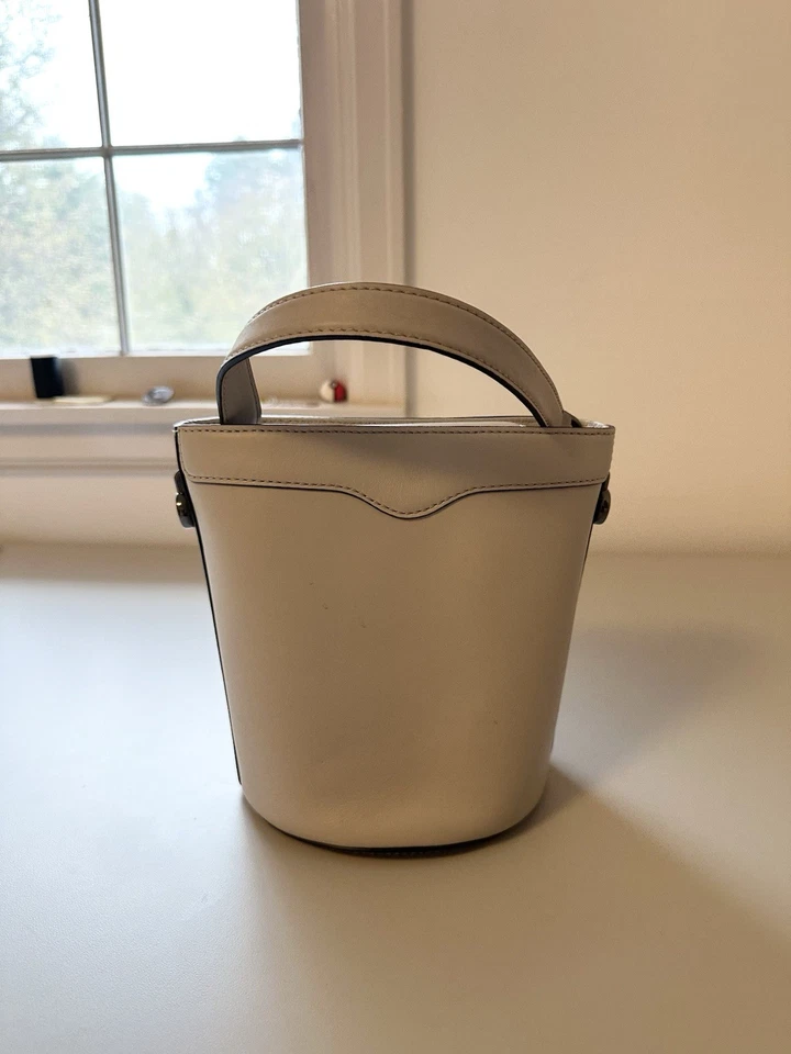 Маленькая кремовая сумка-ведро Rebecca Minkoff модель Kate из замазанной кожи - Изображение 3 из 4