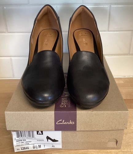 Womens Clarks Black Leather Comfort Platform Pumps Heels Sz 9.5 Dress Shoes - Picture 2 of 12