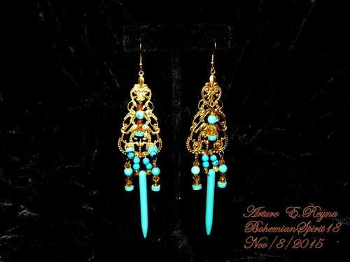Arturo E.Reyna VICTORIAN STYLE VINTAGE FILIGREE BRASS TURQUOISE CHARMS EARRINGS - Picture 5 of 5