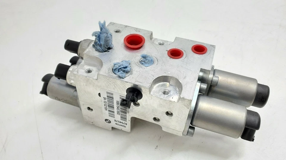 BMW X6 E71 2008-2014 4,4 L V8 suspensión dinámica bloque de válvulas fabricante de equipos originales. Foto 2 de 4