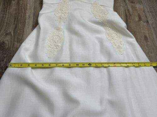1970 Alfred Angelo Vestido de Boda de Lino Encaje Pequeño Blanco Modesto Vestido de Colección - Imagen 12 de 16