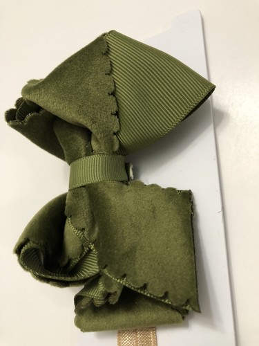 Dima de terciopelo de borde festoneado Wee Ones para bebés niñas verde oliva / 6 - 24M - Imagen 7 de 7