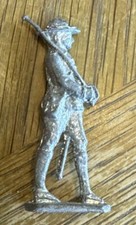 Vintage Lead Soldier With Sword Rare Collectible Solid Lead No Paint 2  