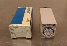 OMRON H3Y-4 TIMER MODULE, 0-60 Min. 120VAC.                                 5D-1