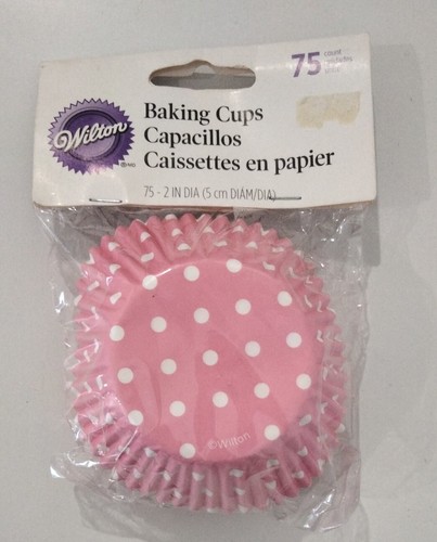 Wilton Pink Dots Cupcake Baking Cups - Standard size 5 cm Diameter 75 cups - Picture 2 of 2