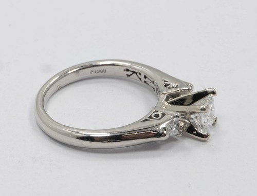 ¡Impresionante! Anillo de compromiso de 3 piedras de diamantes de 0,69 quilates - Platino - Talla 5,5 - Imagen 10 de 11