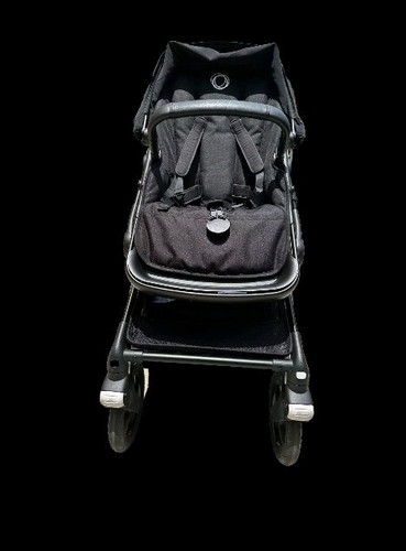 Bugaboo Fox2 Stroller 2021 / 2 Canopy/ 1 Cup Holder Snack Tray/Diaper Bag $1500 - Picture 9 of 18