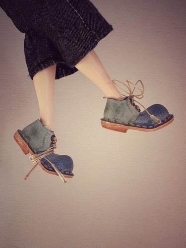 Blythe Doll Shoes Handmade Leather Gradient Blue Boots ( And For Other Dolls ) - Picture 7 of 12