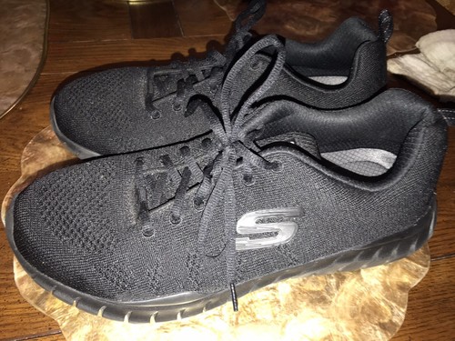 mens tennis shoes wide fit