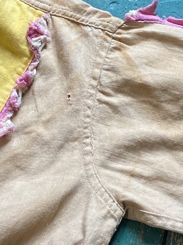 Vintage Girls Outfit Top & Skirt, Ceremonial ~ Ruffle Fabric Edges, OZARK Button - Picture 7 of 12