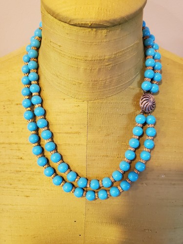 VINTAGE MID-CENTURY LUCITE SLEEPING BEAUTY TURQUOISE 2 STRAND 20" NECKLACE - Picture 1 of 9