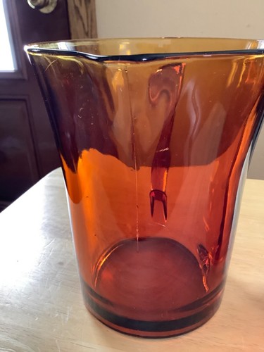 Lot of 2 Vintage DURALEX Amber Brown Glass WATER PITCHERS France 6” High 36 oz. - Picture 5 of 8